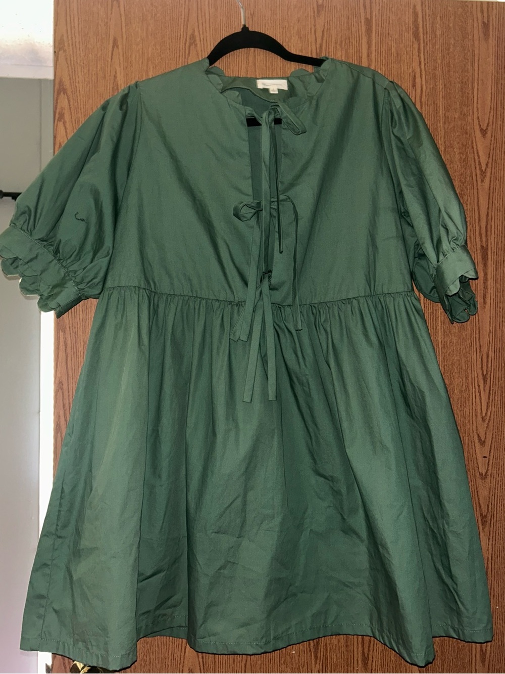 Green Tie-Front Puff Sleeve Casual Dress